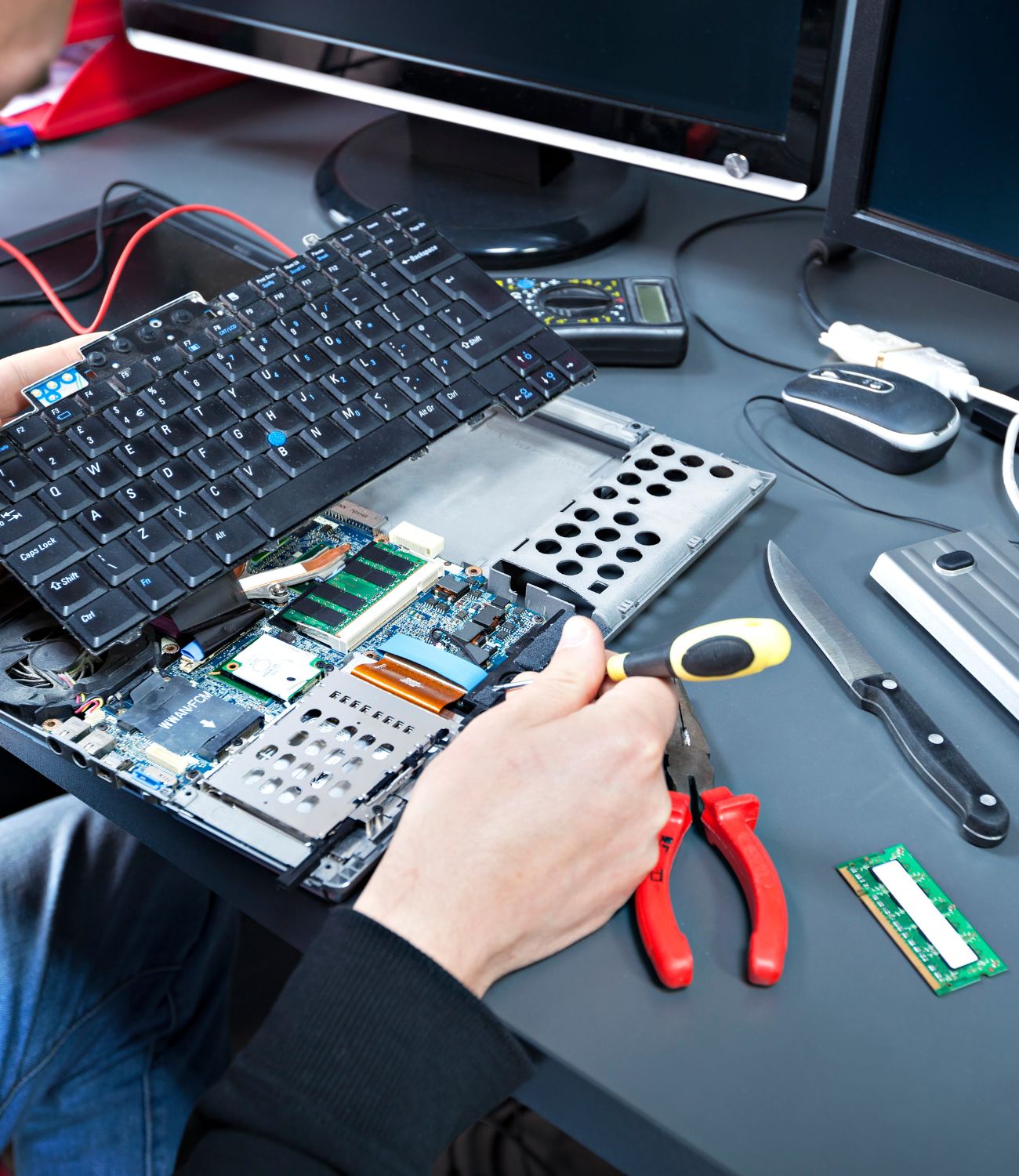 Vệ sinh laptop Đà Nẵng lấy liền